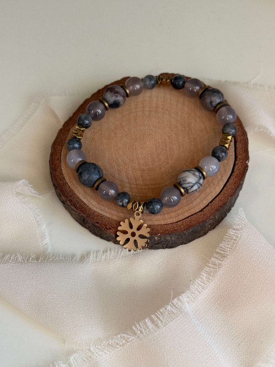 Bransoletka PŁATEK handmade z naturalnych kamieni – wariant złoty