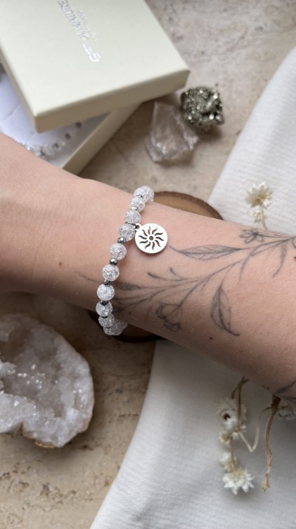 Bransoletka CRYSTAL jako symbol jasności i nowej energii – idealny prezent.