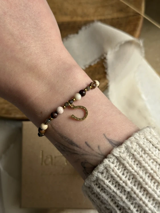 Ręcznie robiona biżuteria z kamieni marzeń i jaspisu dla koniarzy.