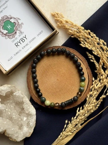 Bransoletka Zodiak Ryby Unisex Lazuri – kwarc dymny, jadeit i agat mszysty.